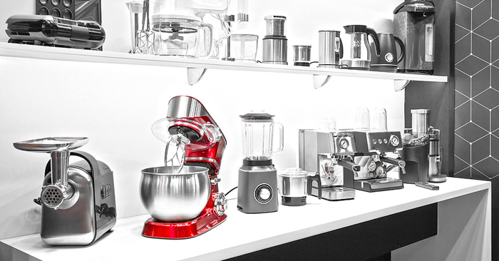 Signs That It’s Time to Downsize Your Kitchen Gadget Collection